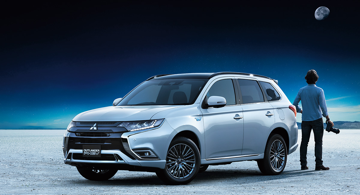 三菱 新型アウトランダーphev 新旧比較まとめ クラログ